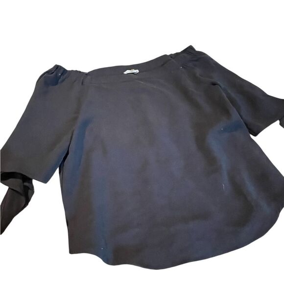 Sugar Lips size large Elegant navyWomen's Top - Picture 1 of 2